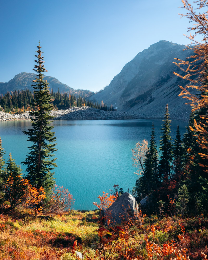 Lewis Lake in Washington