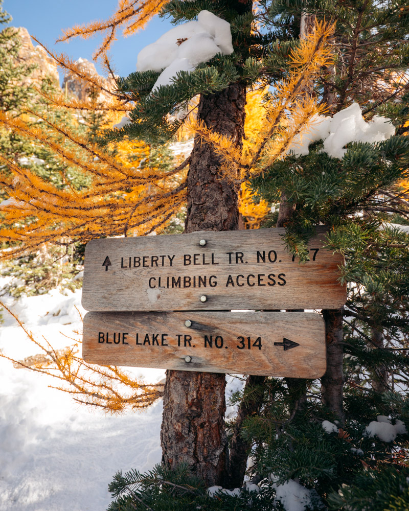 North Cascades Trail Signs